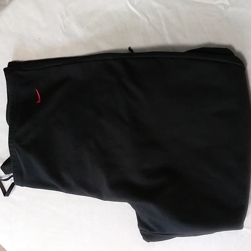 Nike Dry-Fit capris